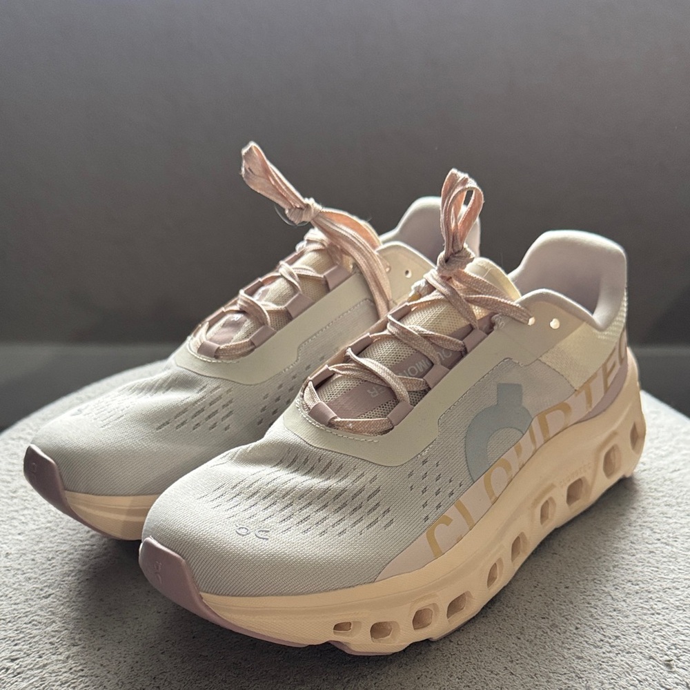 ON Women's CloudTec Sneakers - Cream and Pink